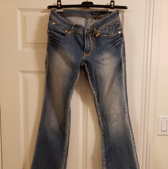 AKDMKS Jeans Denim - 3/$30 💎 LADIES  AKDMKS Jeans